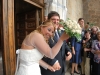 Šťastní mladomanželia pred katedrálou v Cefalù, Sicília