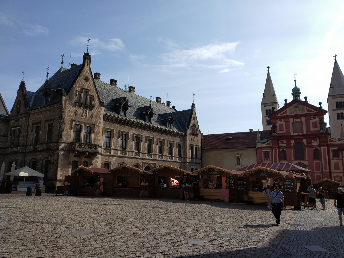 Tržnica pri Starom hrade, Praha