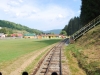 Čiernohronská železnica vedie cez futbalové ihrisko v Dobroči