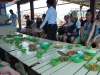 Chystajú nám obed na lodi, Nha Trang, Vietnam