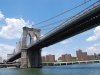 Pod Brooklyn Bridge, NYC, USA