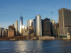 Výhľad z trajektu na Dolný Manhattan, NYC, USA
